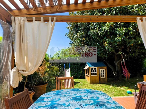 casa indipendente in vendita a Sarzana in zona San Lazzaro