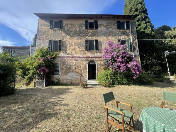 casale in vendita a Sarzana in zona San Lazzaro