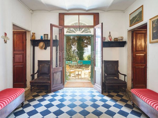 negozio in vendita a Sarzana in zona San Lazzaro