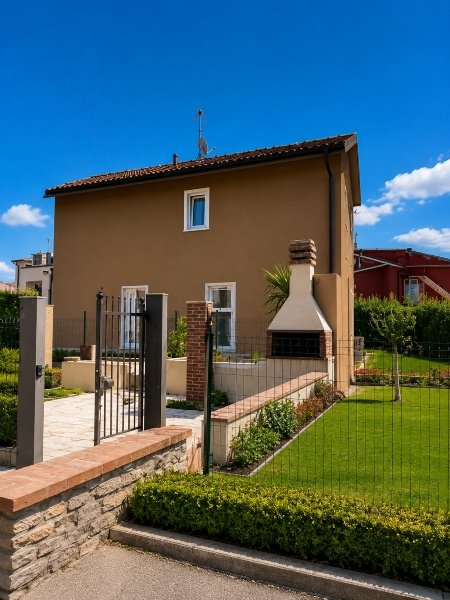quadrivano in vendita a Sarzana