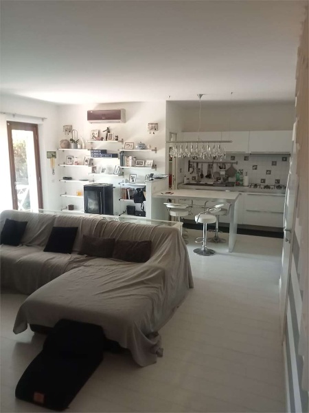 appartamento in vendita a Sarzana in zona San Lazzaro