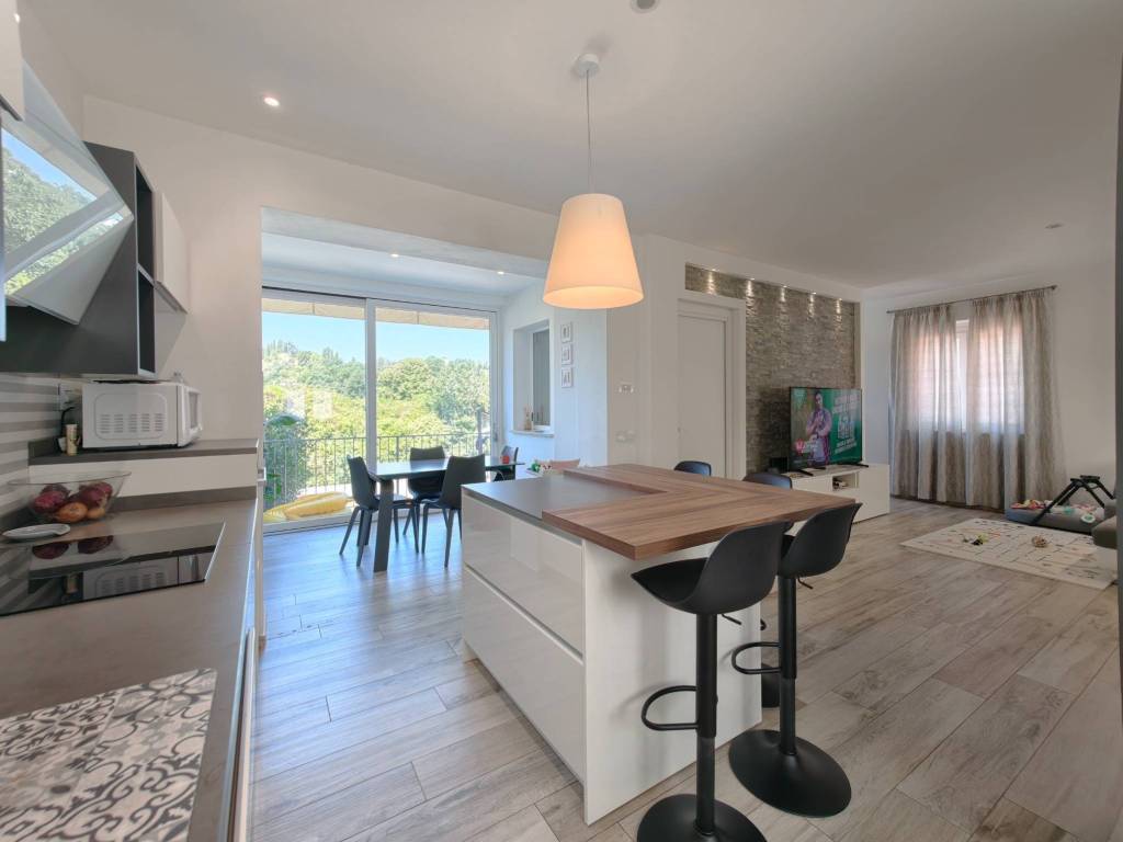 casa indipendente in vendita a Sarzana in zona San Lazzaro