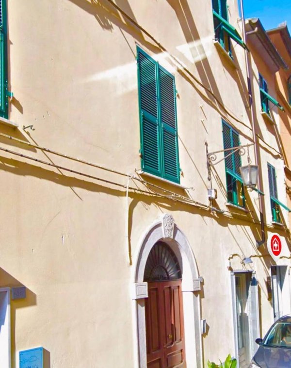 appartamento in vendita a Sarzana