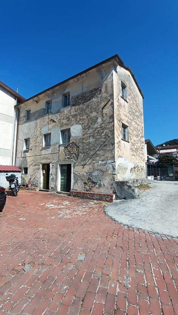 appartamento in vendita a Sarzana