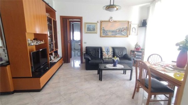 appartamento in vendita a Sarzana in zona San Lazzaro