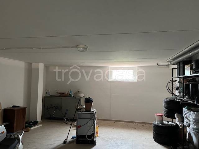box auto in vendita a Sarzana