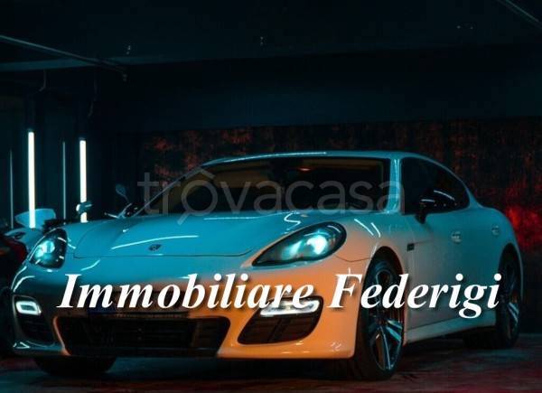 box auto in vendita a Sarzana