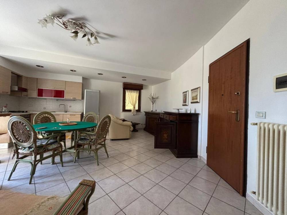 appartamento in vendita a Sarzana