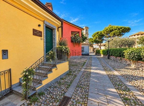 casa indipendente in vendita a Sarzana