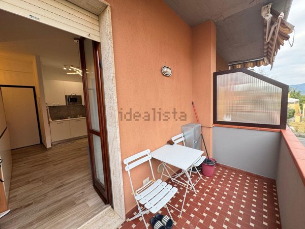 appartamento in vendita a Sarzana in zona Marinella di Sarzana