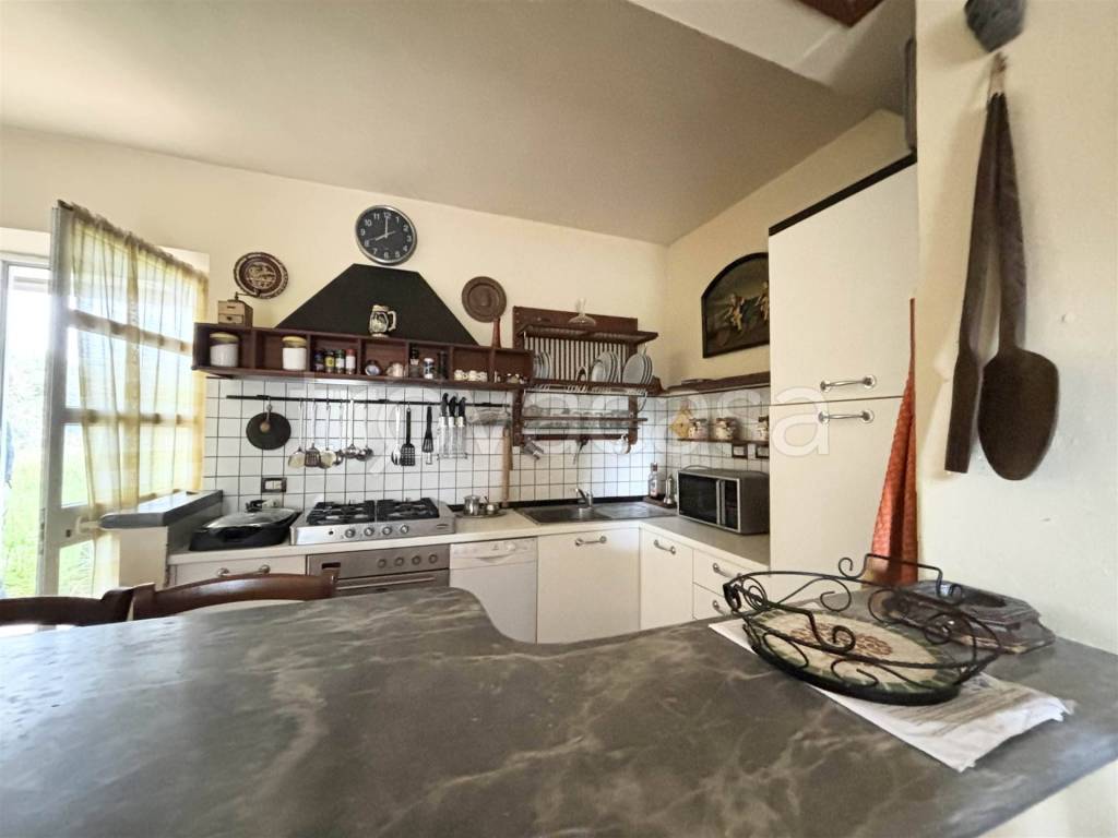 casa indipendente in vendita a Sarzana in zona San Lazzaro