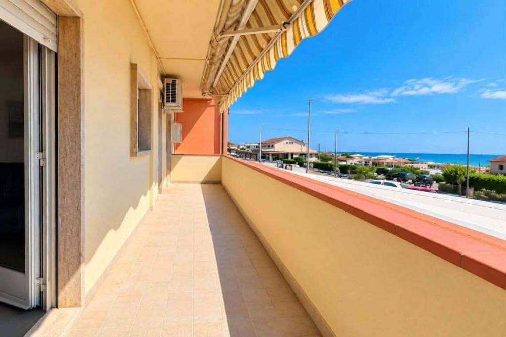 appartamento in vendita a Sarzana in zona Marinella di Sarzana