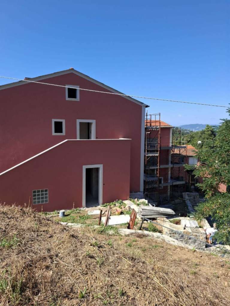 terreno edificabile in vendita a Sarzana in zona Falcinello