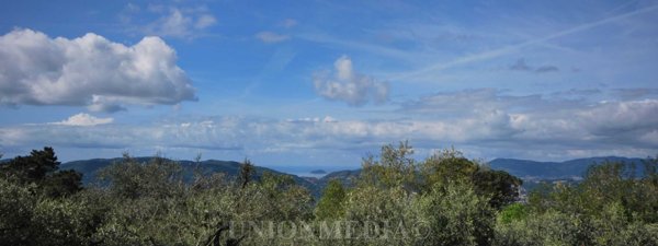 appartamento in vendita a Sarzana in zona Falcinello