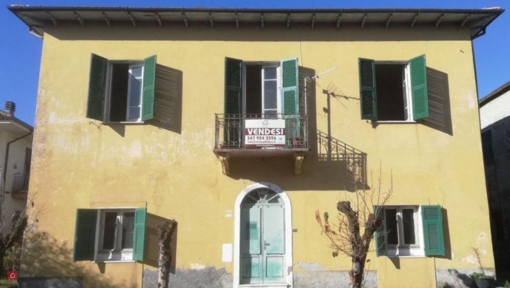 casa indipendente in vendita a Sesta Godano
