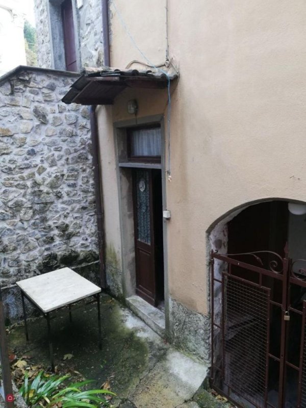 appartamento in vendita a Sesta Godano in zona Pignona
