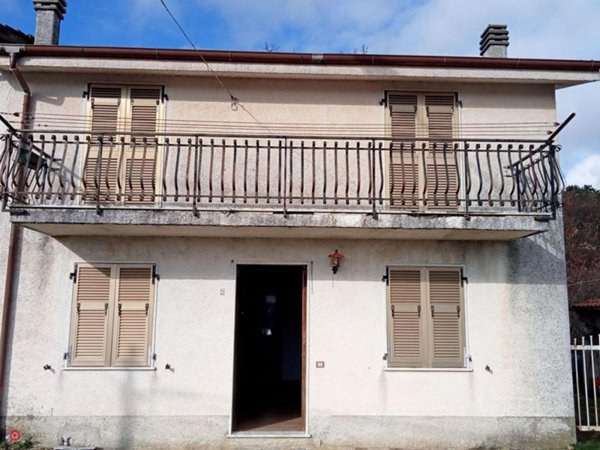 casa indipendente in vendita a Sesta Godano