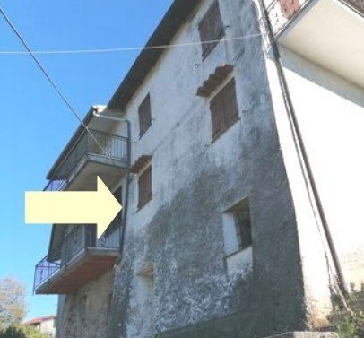 casa semindipendente in vendita a Sesta Godano in zona Bergassana
