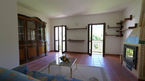 appartamento in vendita a Sesta Godano in zona Godano