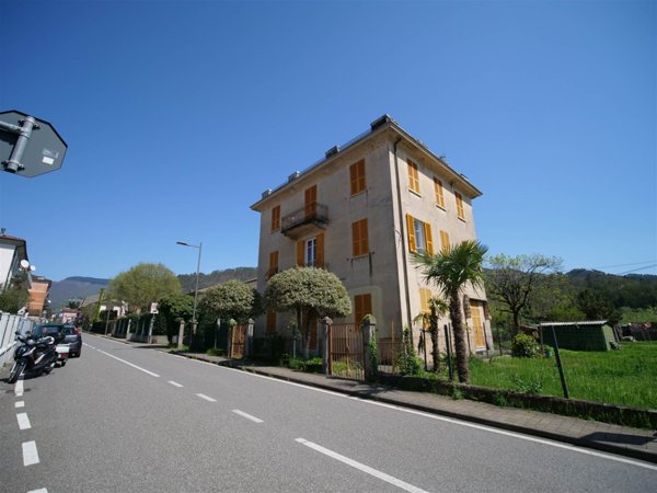 appartamento in vendita a Sesta Godano in zona Godano