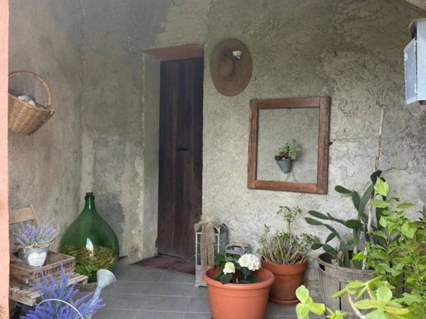 casa indipendente in vendita a Sesta Godano