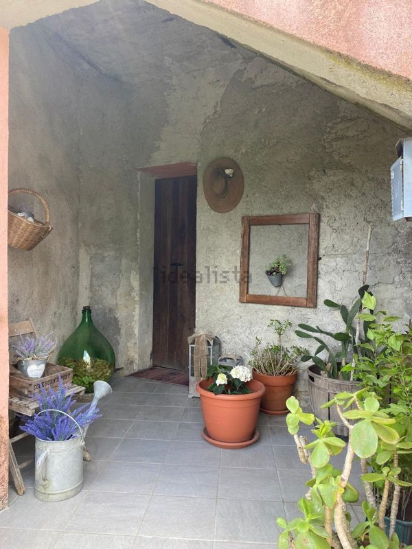 casa indipendente in vendita a Sesta Godano