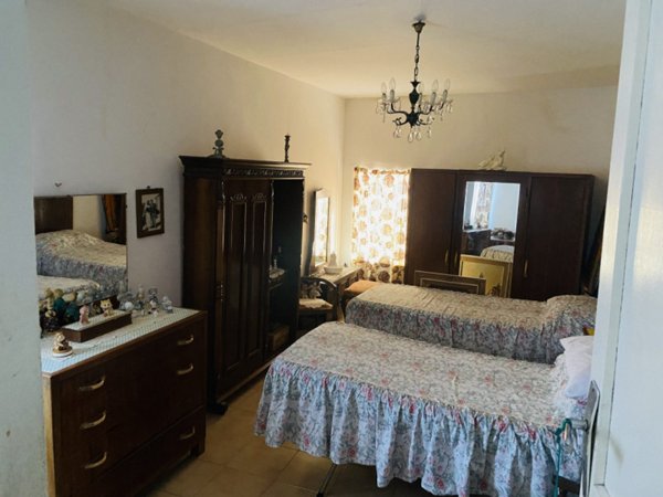 casa semindipendente in vendita a Sesta Godano in zona Cornice