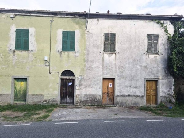 casa indipendente in vendita a Sesta Godano in zona Godano