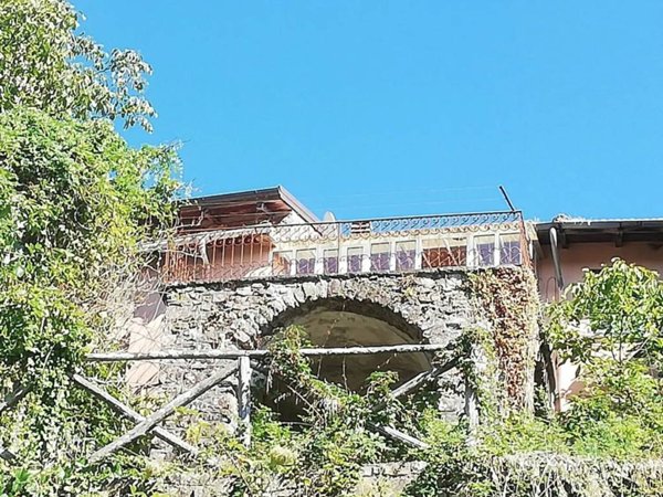 appartamento in vendita a Sesta Godano in zona Bergassana