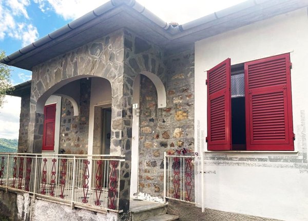 appartamento in vendita a Sesta Godano in zona Oradoro