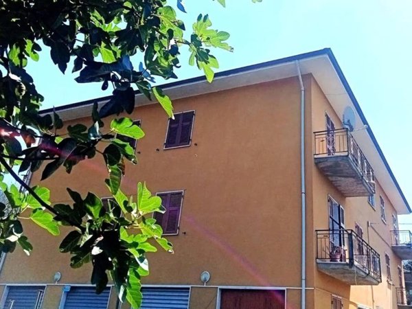 appartamento in vendita a Sesta Godano