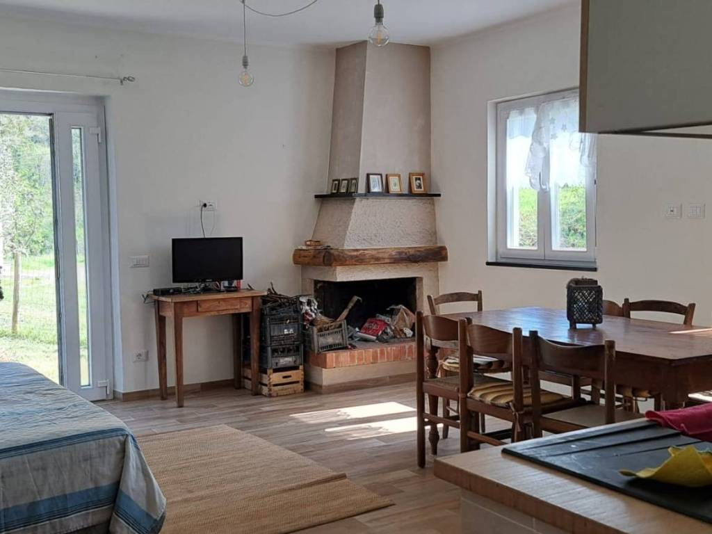 casa indipendente in vendita a Sesta Godano