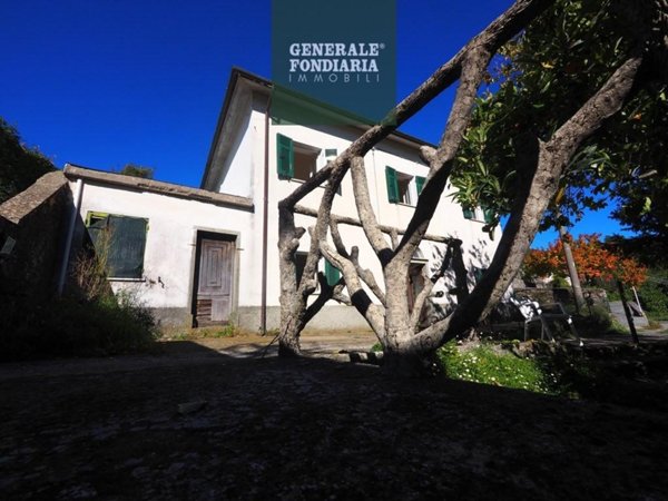 casa indipendente in vendita a Sesta Godano in zona Scogna