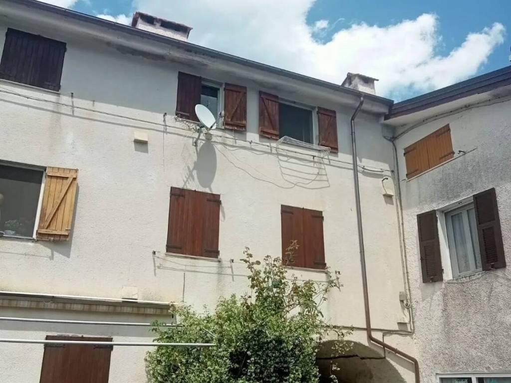 appartamento in vendita a Sesta Godano