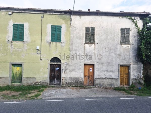 casa indipendente in vendita a Sesta Godano