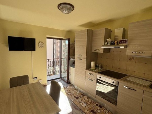 appartamento in vendita a Sesta Godano in zona Rio