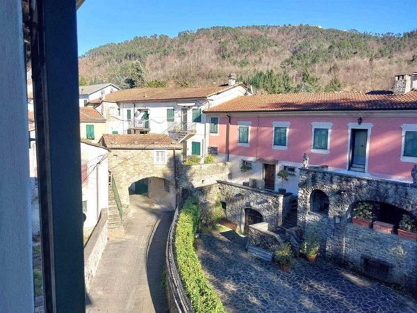 appartamento in vendita a Sesta Godano in zona Godano