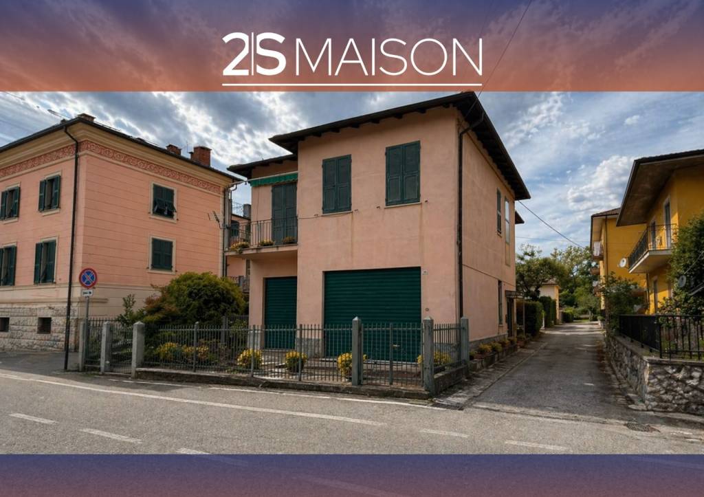 casa indipendente in vendita a Sesta Godano in zona Godano