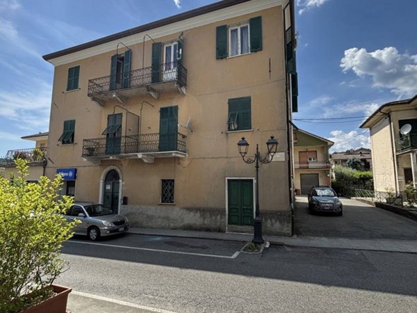 appartamento in vendita a Sesta Godano in zona Airola
