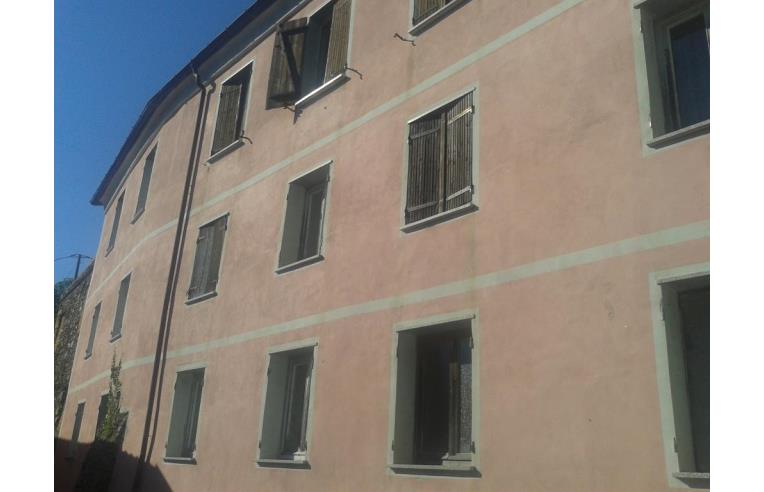 casa indipendente in vendita a Varese Ligure