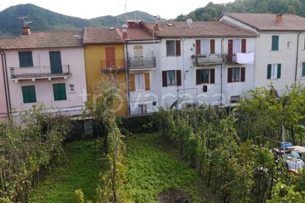appartamento in vendita a Varese Ligure in zona San Pietro Vara