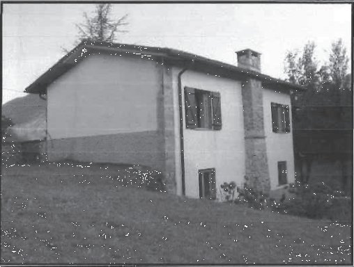casa indipendente in vendita a Varese Ligure