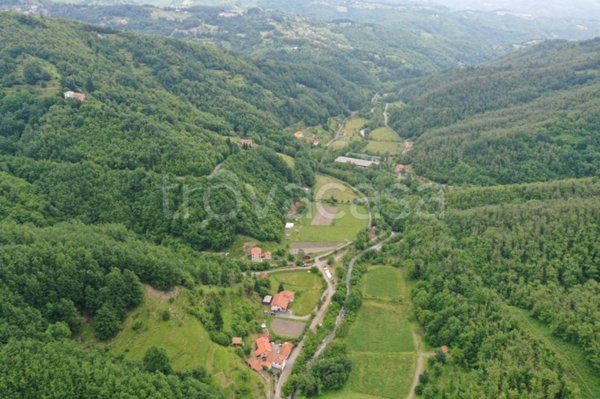 casa indipendente in vendita a Varese Ligure in zona Comuneglia