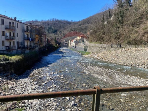 appartamento in vendita a Varese Ligure