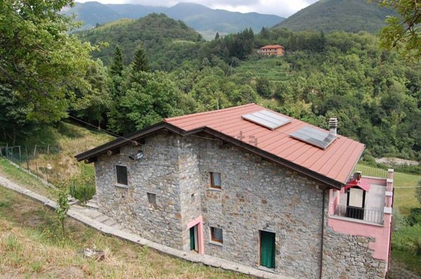appartamento in vendita a Varese Ligure