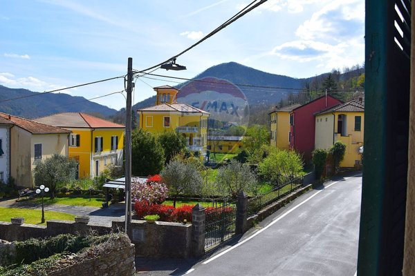 appartamento in vendita a Varese Ligure in zona San Pietro Vara