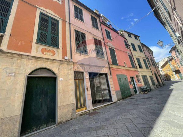 appartamento in vendita a Varese Ligure