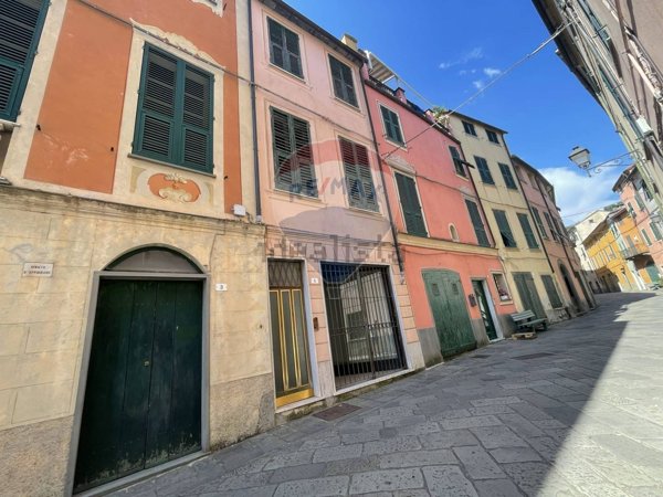 appartamento in vendita a Varese Ligure