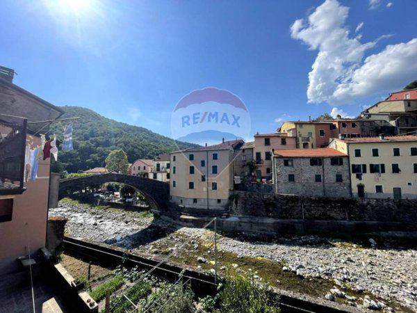 appartamento in vendita a Varese Ligure