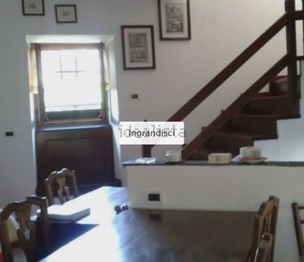 casa indipendente in vendita a Varese Ligure